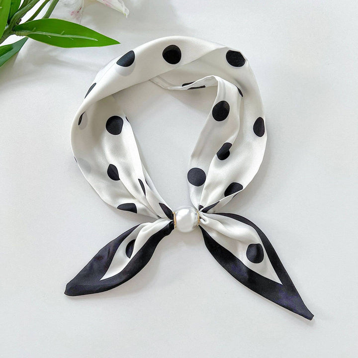 Fashion Scarf with Magnetic Buckle