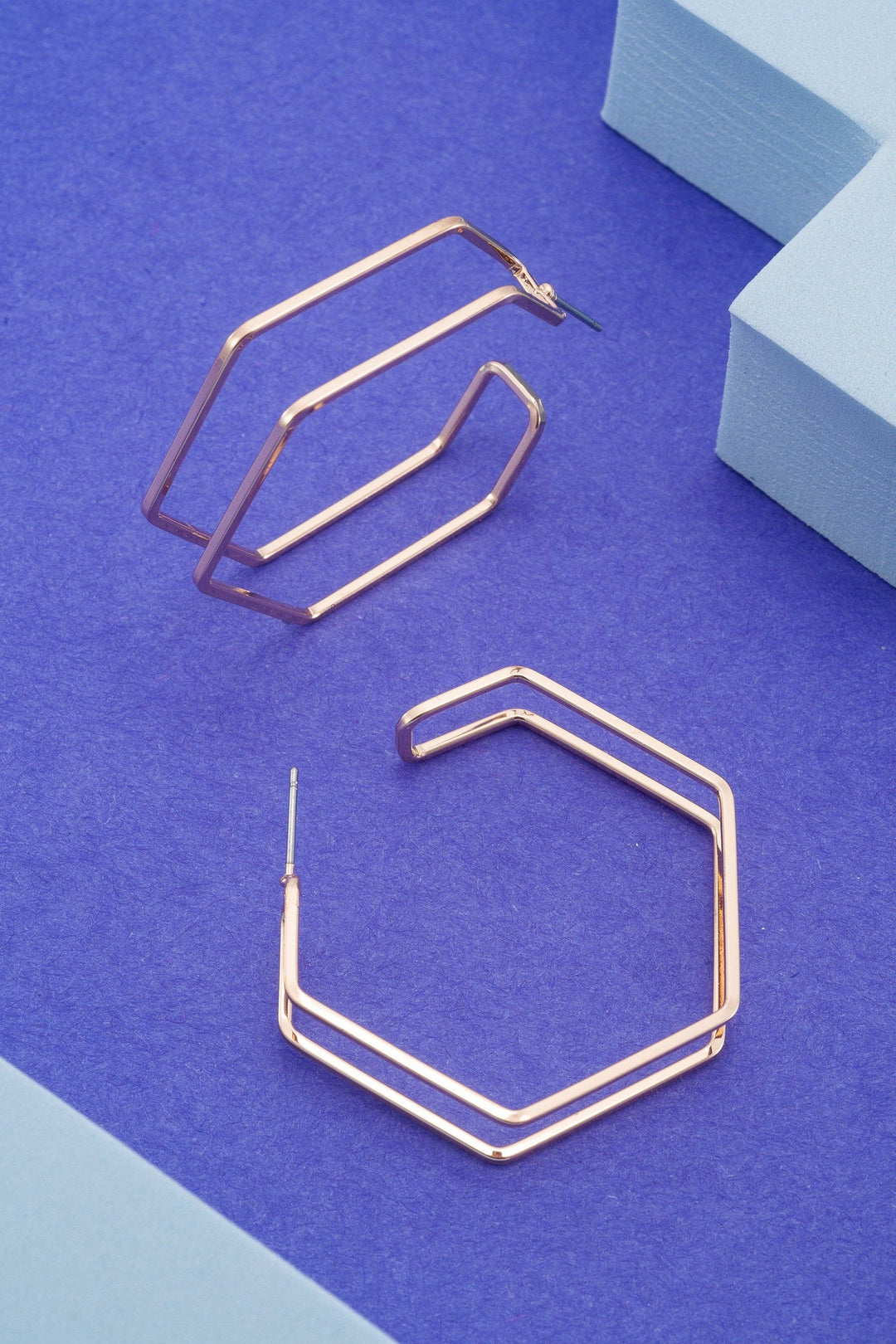 DOUBLE ROW GEOMETRIC HEXAGON HOOP EARRINGS
