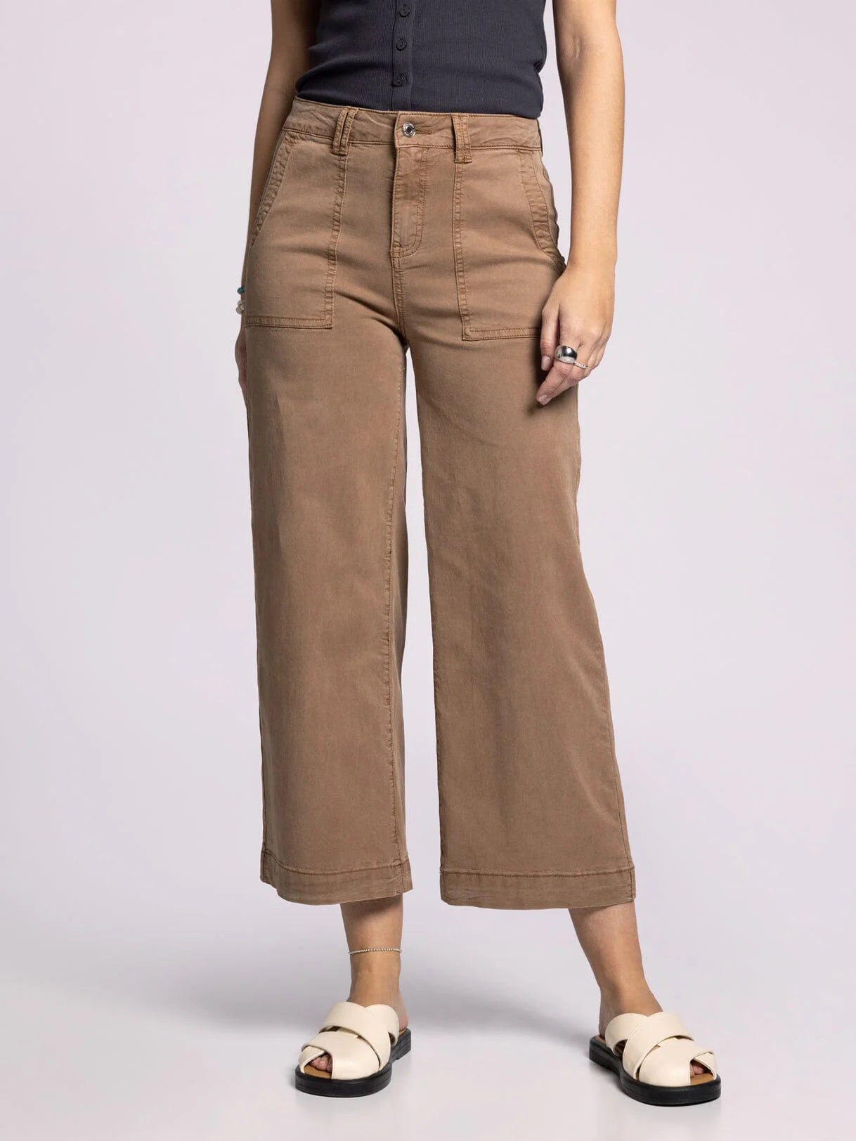 Loretta Pant – Cropped Utility Pant in Toffee