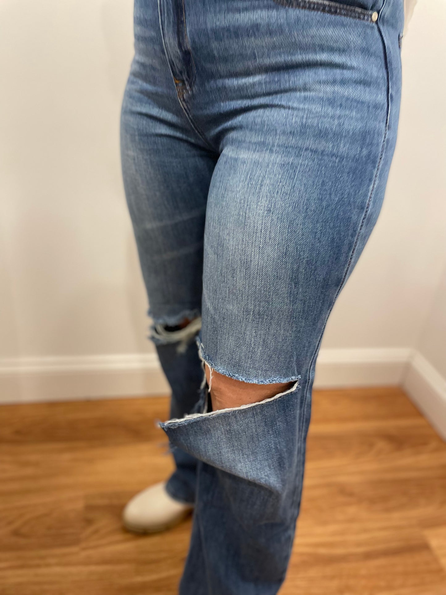 90's Comfy Jean - Size 11 & 13